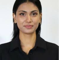 Sean Knipe's Instagram, Twitter & Facebook