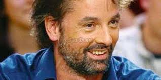 Avec un parrain nommé Alévêque