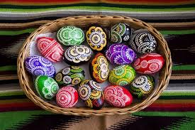 (some families use the contents of their święconka basket to make white barszcz for breakfast.) Polish Easter Traditions Article Culture Pl