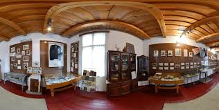 Pozitionat pe soseaua kiseleff, langa piata victoriei, muzeul de istorie naturala «grigore antipa» este cel mai cunoscut si vizitat muzeu al capitalei. Lista Muzeelor Din Romania Tur Virtual È™i Imagini Panoramice Lista Muzeelor Cu Bunuri Culturale Mobile Digitalizate 3d Video