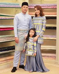 Browse many metrics like follower, followings changes and engagement rates. Happy 7th Anniversary Daddy Kita Survive Scha Awal Sambut Anniversary Lara Alana Siap Buat Kad Lepat Pisang