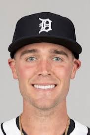 Kerri Carpenter's Instagram, Twitter & Facebook