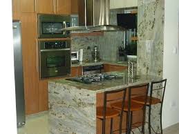 Esta moderna cocina pertenece al hogar de una pareja joven con una hija adolescente. Las Islas De Cocina Para Las Pequenas Ideas De Cocinas Novocom Top