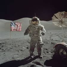 Eugene is a digital genetic + health. Apollo 17 Eugene A Cernan Chasseurs De Nuits Kunstfotografien Yellowkorner