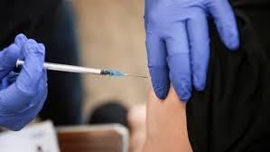 En la plataforma mivacuna.salud.gob.mx/index.php los. Vacuna De Refuerzo Mexico Como Registrar En Linea A Los Adultos Mayores Y Que Documentos Se Deben Tener A La Mano Para Recibir La Tercera Dosis Marca