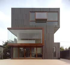 The difference in architecture between modern and contemporary houses, there is also a difference in the materials used to create the structure. Modern Or Contemporary What S The Difference
