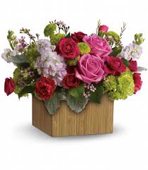 Send Garden Delights In Brooklyn Ny From The Avenue J Florist The Best Florist In Brooklyn All F Spring Flowers Flower Delivery Beautiful Bouquet Of Flowers