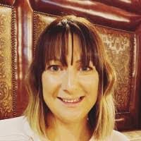 Joanne Mack's Instagram, Twitter & Facebook