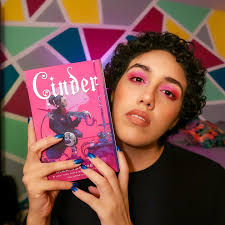 Anabel (@readandgeek) • Instagram photos and videos