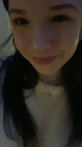 hii! i've been feeling pretty insecure lately and i need some tipsss, you  can be completely honest!! the first 2 are without make up and the other is  with🩷