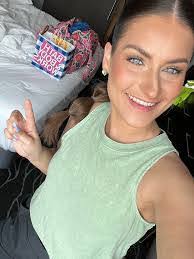 Kendra Padgett's Instagram, Twitter & Facebook