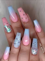If you have a secure hand, first do the ombre and then pull lines with glittering nail polish like this on the picture. 50 Beautiful Ombre Nails That Are Perfect For Every Season