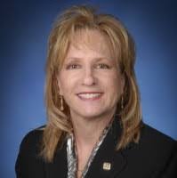 Nancy Winterbauer's Instagram, Twitter & Facebook