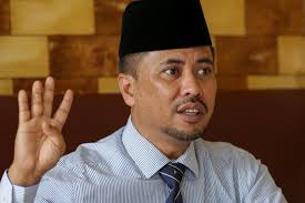 (ni pun dah cerai gak.) Dr Tengku Asmawi