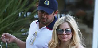 We did not find results for: Avril Lavigne Is Getting Serious With Her Billionaire Boyfriend Phillip Sarofim
