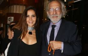 Στεφανοσ χιοσ vs big brother (edit). H Korh Toy Lykoyrezoy Omologei An Den Epairna Koka Den Mporoysa Na Bgw Binteo Eviazoom Gr Eyboia News