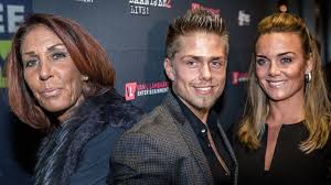 Monique noël is geboren op 26 december. Nog Geen Verzoening In De Maak Tussen Monique En Rachel Hazes Ik Kan Geen Komedie Spelen Showbizz Hln Be