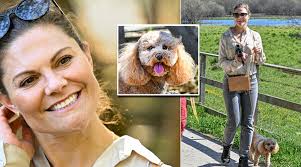 Nya bilder! Victoria ute med ”skandalhunden” Rio