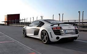 Beautiful Audi R8 Car Hd Wallpapers Famous Hd Wallpaper Sports Car Wallpaper Audi Sports Car Car Hd