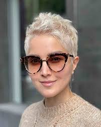 Cynthia Ness's Instagram, Twitter & Facebook