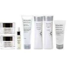 Wardah menyediakan beragam produk kecantikan, mulai dari produk perawatan, sampai dengan anda bisa menemukan beragam model produk wardah dan kegunaannya di dalam katalog belanja. 45 Produk Wardah Dan Kegunaannya Beserta Gambar Update 2021