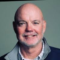 Kelly Beebe's Instagram, Twitter & Facebook