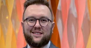 Mixing & Mastering Engineers, Producers & Songwriters who worked with Bragu 