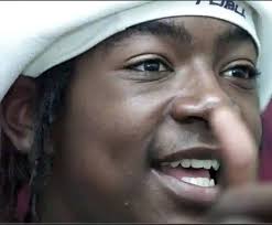 Singer, Pheelz shares his mum's excitement after cútting his dreadlocks