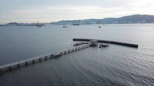 Ia dikenali ramai kerana terdapat sebuah pasar pagi yang kebiasannya dikunjungi oleh penduduk setempat pada hari minggu. Malaysia Bersih Stock Video Footage 4k And Hd Video Clips Shutterstock