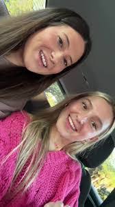 Lindsey Littlefield's Instagram, Twitter & Facebook