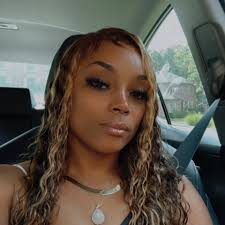 Guys what are the things You Admire in a Woman's body for the first Time  you see her!!