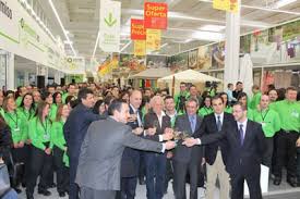 View the profiles of people named leroy fernandes. Leroy Merlin Inaugurates His New Shop In Cordoba Hardware