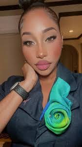 Rochelle Phipps's Instagram, Twitter & Facebook