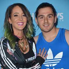 American entertainer and youtube personality. Z7w6cok5tgop7m