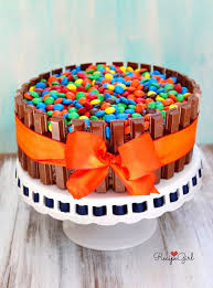 You get their favorite character, throw in some pink and you have something they will absolutely love. Kit Kat Cake Recipe Girl