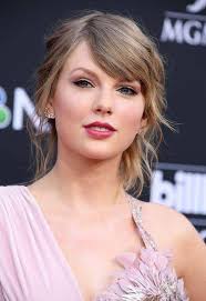 All aboard the clown bus!!