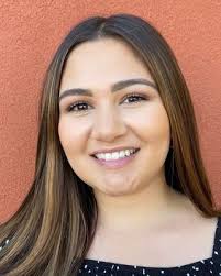 Amanda Pando's Instagram, Twitter & Facebook