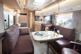 Niesmann Bischoff Arredamento Interno Newscamp Info Italia Il Blog Di Turismo In Liberta Caravan Camper Campeggio