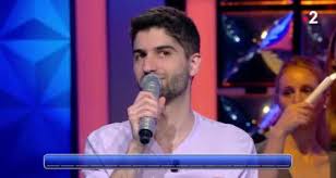 Nagui appelle raphaël, le chanteur fait une révélation concernant l'un de ses tubes. N Oubliez Pas Les Paroles Kevin Detrone Herve Et Devient Le Plus Grand Maestro De Noplp Replay Sur Buzz Insolite Et Culture