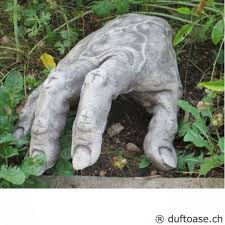Trollhand Gartenfigur Garten Trolle Cleopatra S Duft Oase Gartenfiguren Figur Garten