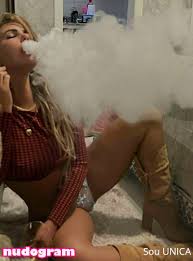 Lili Influente  unicalili  vitoriaelili Nude Leaks OnlyFans Photo 7 -  Nudogram v2.1