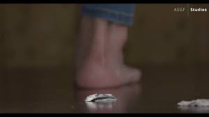 Asian Crush Goddess BACK in Extreme slomo CRUSH - Giantess Fetish Videos