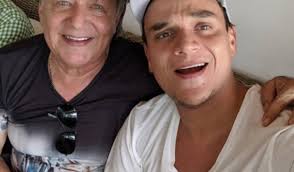 William Dangond Padre Del Cantante Silvestre Dangond Se Presento Ante Las Autoridades Por Accidente De Transito Diario La Libertad Periodico Noticioso De Colombia