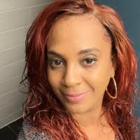 Giselle Bennett's Instagram, Twitter & Facebook