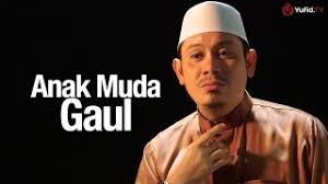 Selain itu pemuda juga merupakan ujung tombak bagi masa depan bangsa untuk menjawab tantangan ke depan yang. Ceramah Singkat Anak Muda Gaul Ustadz Ahmad Zainuddin Lc Youtube