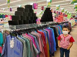 The strategy of sourcing for affordable fashion targeting low and middle income group range has been pphhsb policy since the beginning. Selesai Shopping Baju Raya Di Pusat Pakaian Hari Hari