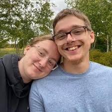 Seth Bearden's Instagram, Twitter & Facebook