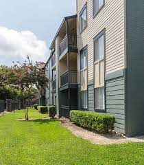 Choosing your home is important. Rock Creek Apartments In Dallas Tx