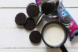 Many people have grown up with oreo cookies. 25 Delicious Facts You Didn T Know About Oreos Lovefood Com