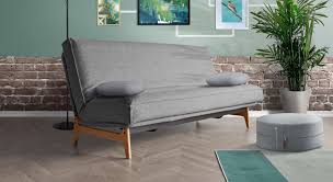 Nach einer alten weisheit ist platz bekanntlich in der kleinsten hütte, man muss lediglich den zur verfügung stehenden platz richtig. Schlafsofa Fur Zwei Personen Mit Wahlbarer Matratze Atessa